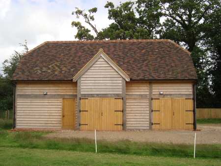 Two storey oak-framed barn – Hitchin