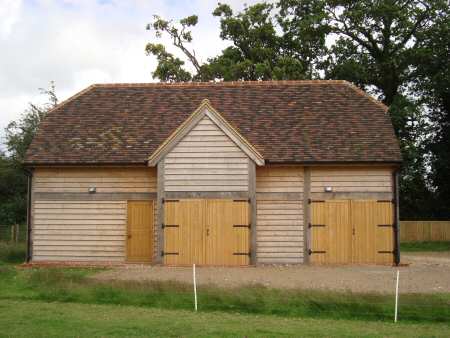 Two storey oak-framed barn – Hitchin